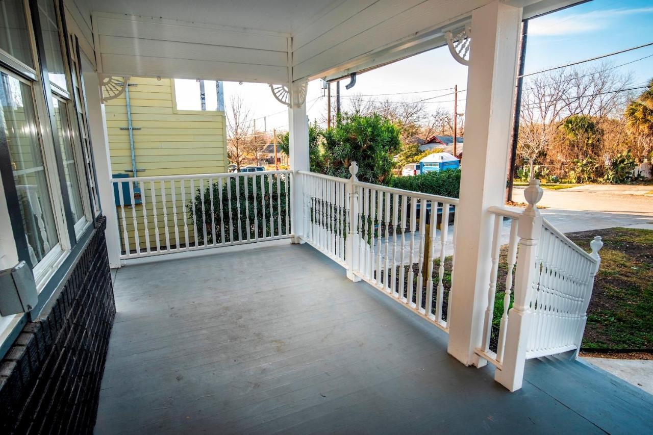 Downtown View Cozy 2Br1Ba Home Sleeps 8 San Antonio Extérieur photo
