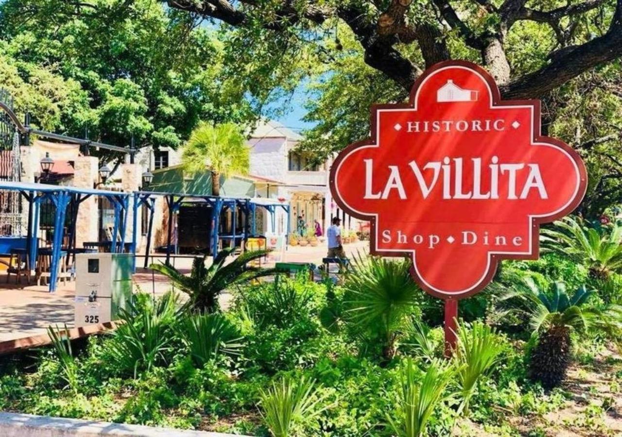 Downtown View Cozy 2Br1Ba Home Sleeps 8 San Antonio Extérieur photo