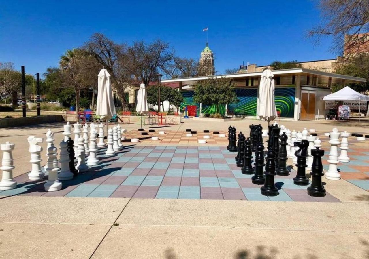 Downtown View Cozy 2Br1Ba Home Sleeps 8 San Antonio Extérieur photo
